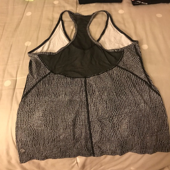 Never wore - Picture 2 of 2